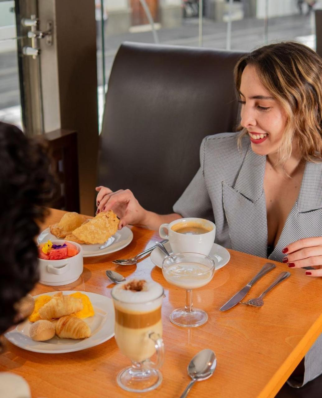 El Dorado Hotel Куенка Екстер'єр фото
